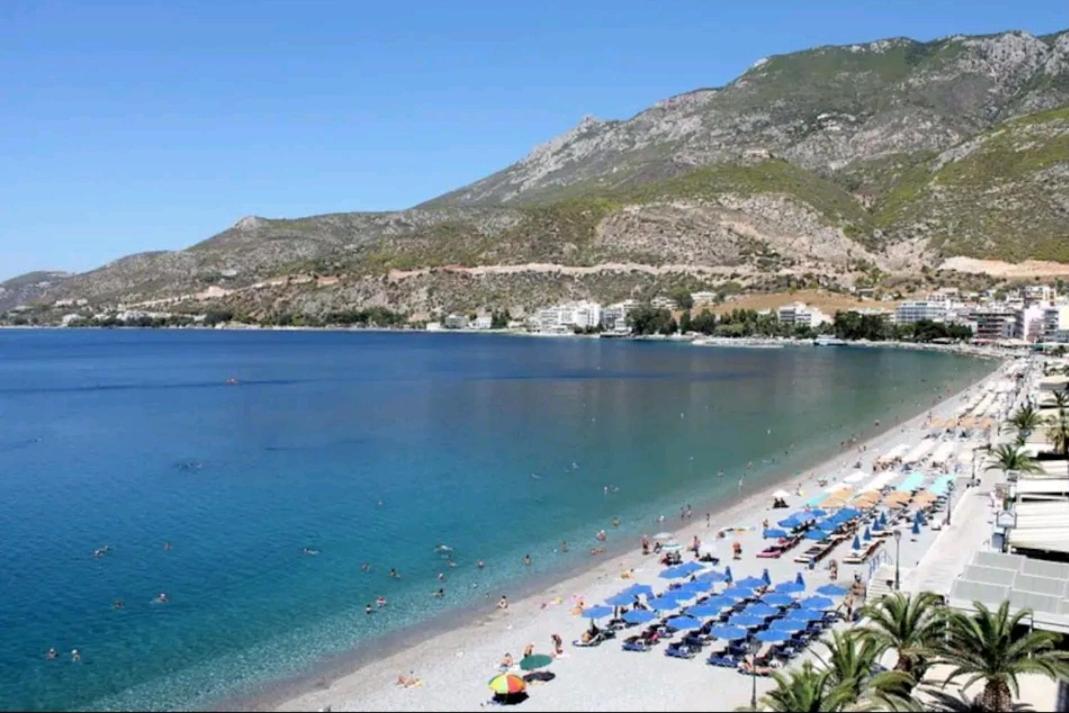Λουτράκι Κέντρο Apartment Екстериор снимка